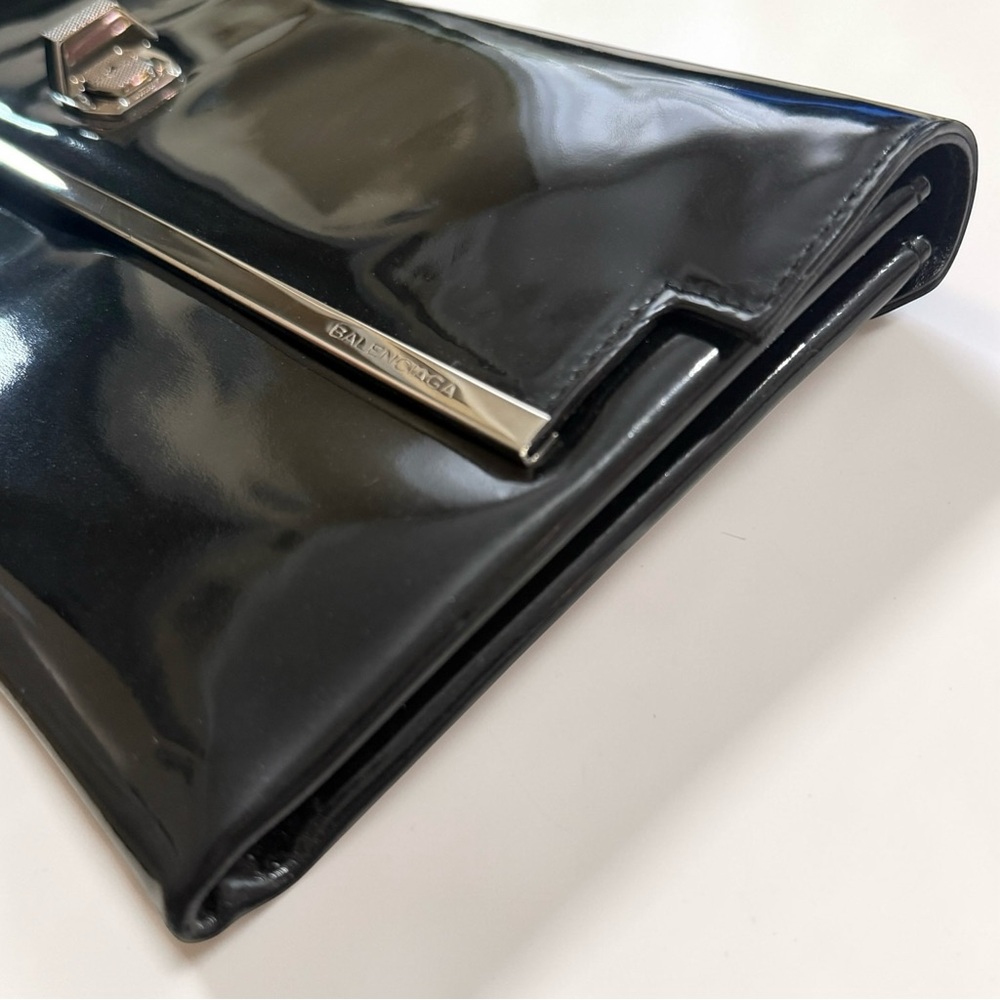 AUTH BALENCIAGA PATENT LEATHER BLACK CLUTCH BAG LONG SILVER LOCK + MIRROR DUSTER - Picture 9 of 16